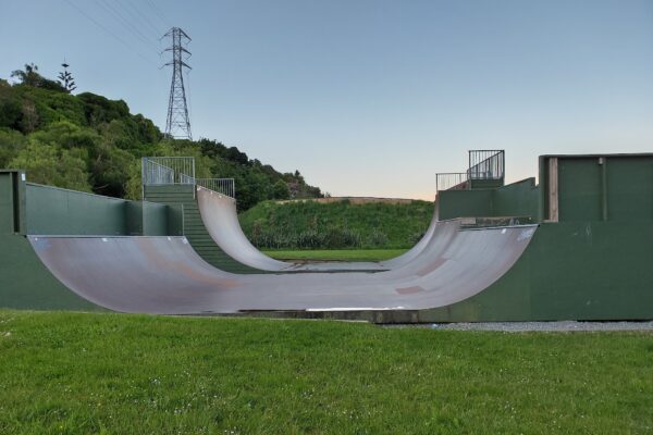 karori_miniramp_whitehead_road_karori_wellington_6012_skate_finder_nz